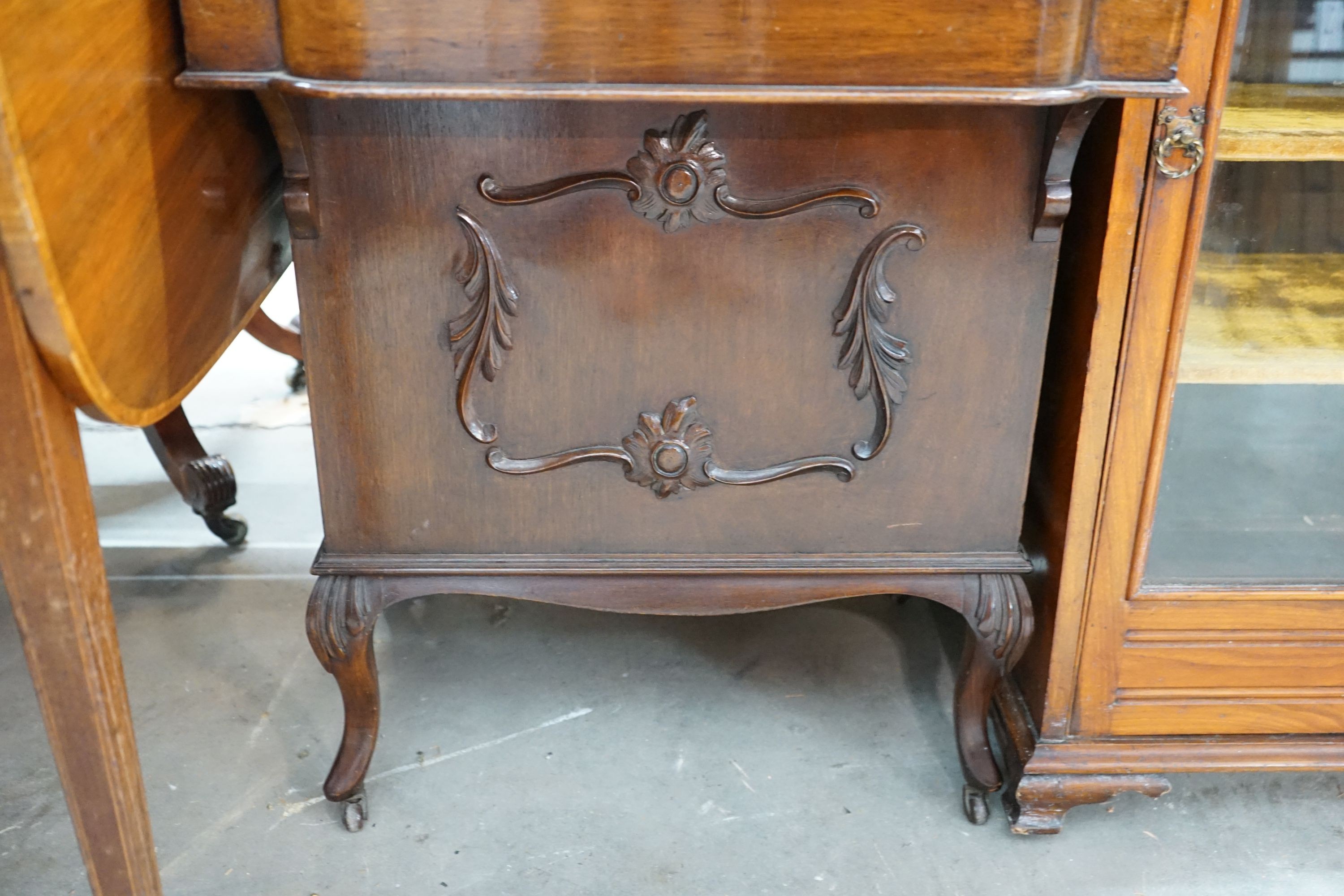 A late Victorian mahogany Davenport, width 56cm, depth 52cm, height 90cm